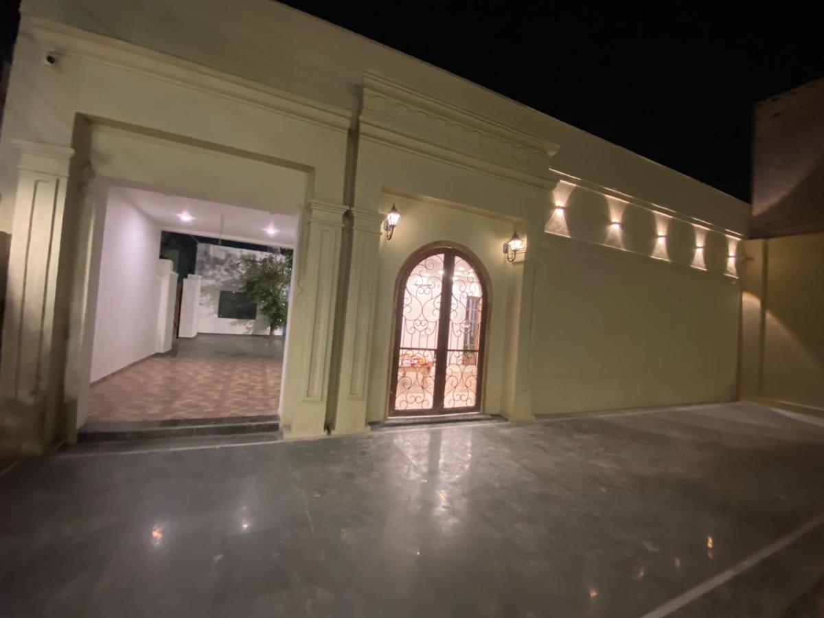 לקנאו Solitaire Gardens Near Airport מראה חיצוני תמונה