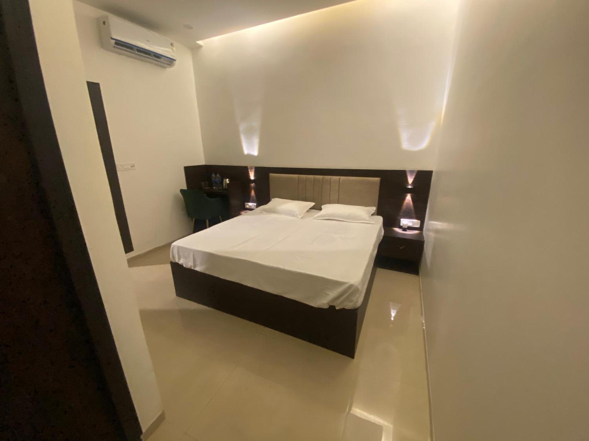 לקנאו Solitaire Gardens Near Airport מראה חיצוני תמונה
